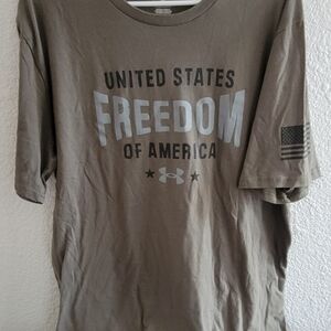 Under Armour Mens UA Freedom Flag USA T-Shirt, Military Marine Green XL